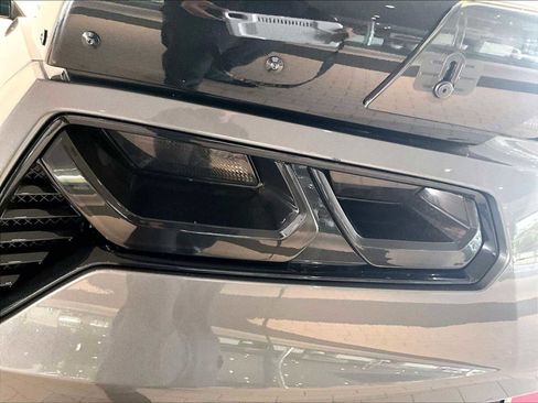 Used 2015 Chevrolet Corvette Z06 w/ 2LZ Preferred Equipment Group image 31