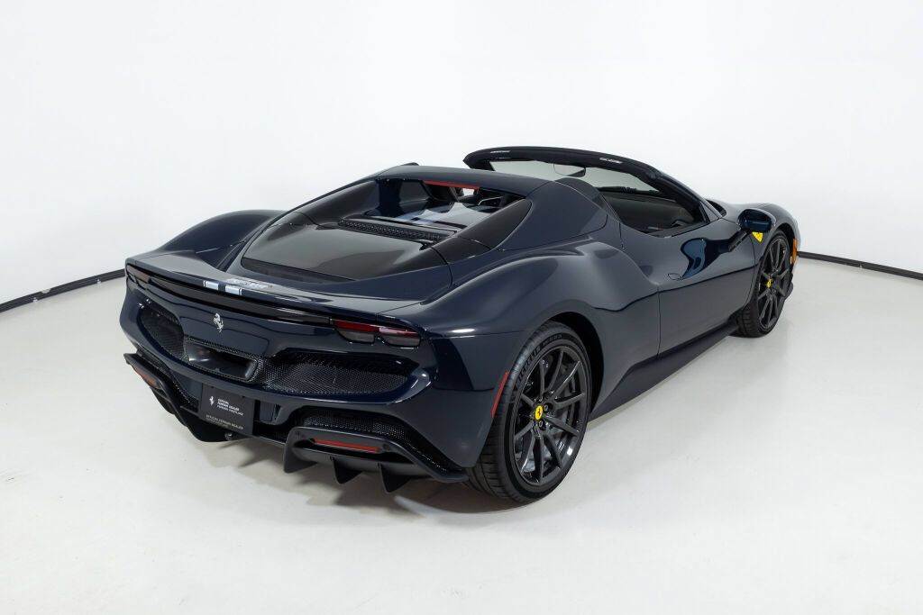 Used 2024 Ferrari 296 GTS RWD image 9