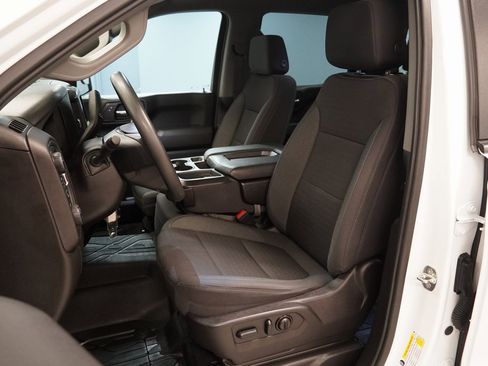 Used 2022 Chevrolet Silverado 1500 Custom w/ LPO, Dark Essentials Package image 3