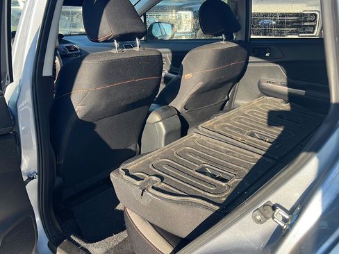 Used 2016 Subaru Crosstrek 2.0i Premium image 9