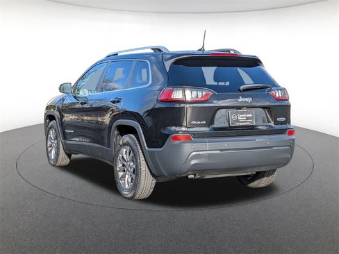 Used 2019 Jeep Cherokee Latitude Plus w/ Cold Weather Group image 7