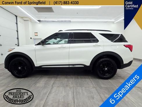 Certified 2022 Ford Explorer XLT AWD/4WD image 2