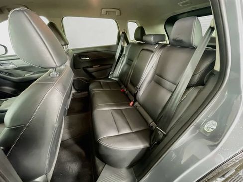 Used 2024 Nissan Rogue SL AWD/4WD image 25