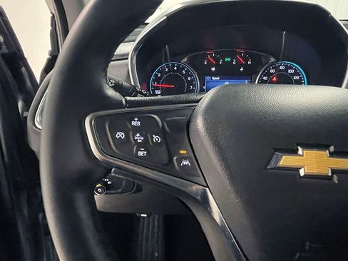 Used 2024 Chevrolet Equinox LT image 36