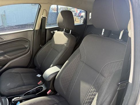 Used 2015 Ford Fiesta SE w/ Equipment Group 201A image 12