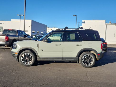 Used 2022 Ford Bronco Sport Outer Banks image 2