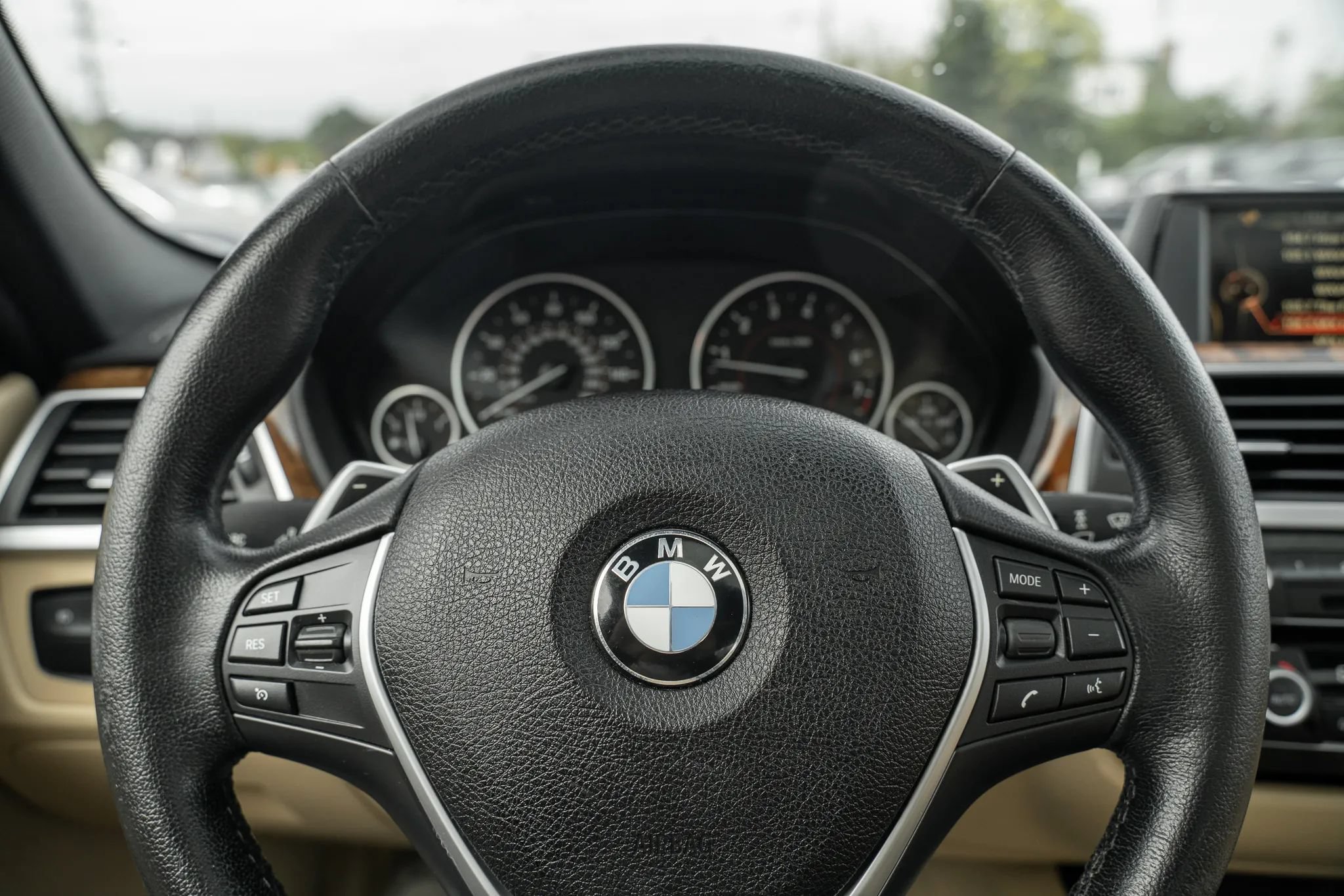 Used 2016 BMW 328i Sedan RWD image 17