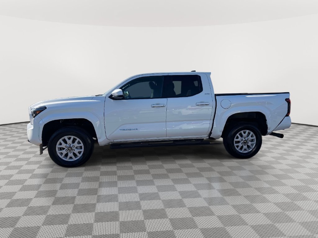 Used 2026 Toyota Tacoma SR5 RWD image 6