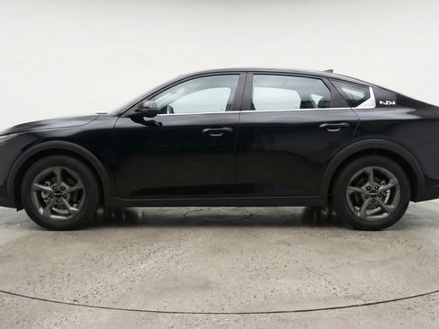 Used 2025 Kia K4 LXS image 3