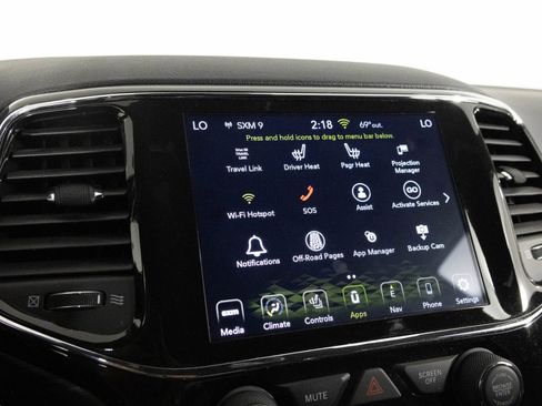 Used 2022 Jeep Grand Cherokee Limited image 22