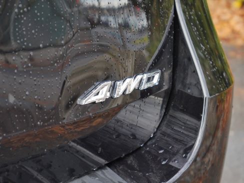 Certified 2025 Ford Explorer ST-Line w/ ST-Line Street Pack image 22