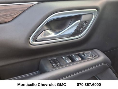 Used 2021 Chevrolet Tahoe LT image 14