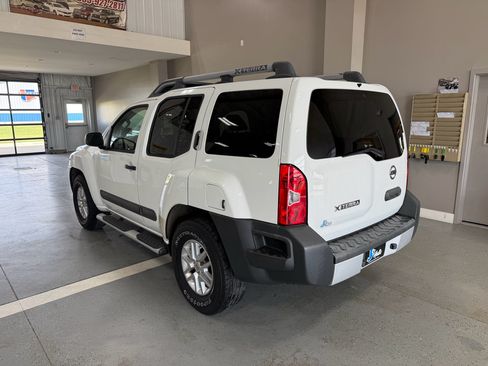 Used 2015 Nissan Xterra S RWD image 5
