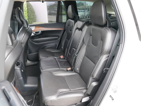 Used 2017 Volvo XC90 T8 Inscription w/ Luxury Package AWD/4WD image 22