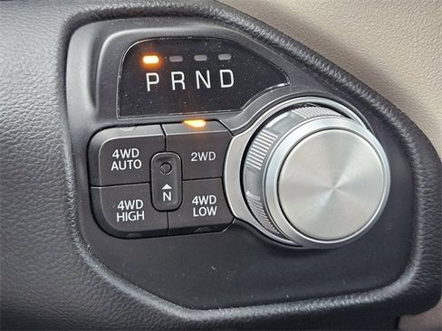 Used 2022 RAM 1500 Laramie AWD/4WD image 21