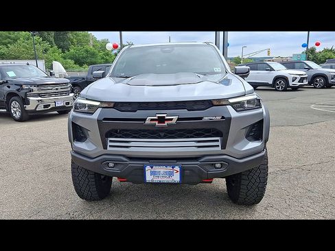 Certified 2025 Chevrolet Colorado ZR2 w/ ZR2 Bison Edition AWD/4WD image 3