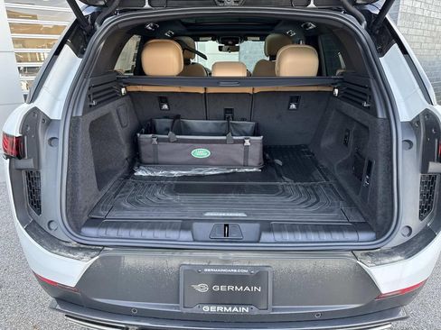 New 2026 Land Rover Range Rover Sport SE AWD/4WD image 6
