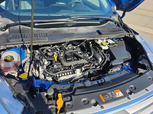 Used 2019 Ford Escape SE image 32