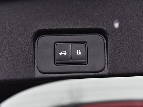 New 2026 Nissan Rogue SV image 30