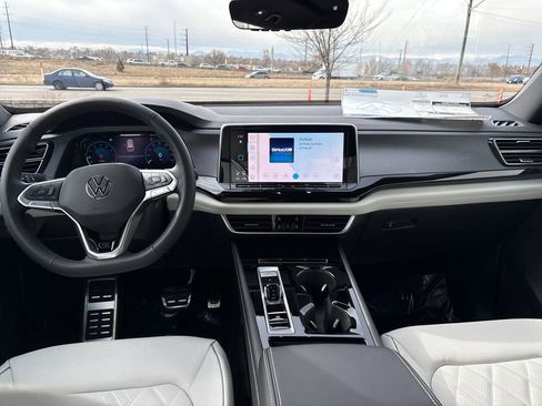 New 2026 Volkswagen Atlas Cross Sport SEL Premium R-Line image 12