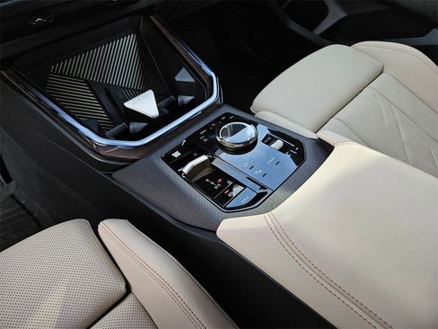 Used 2025 BMW X3 xDrive30i w/ Convenience Package image 14