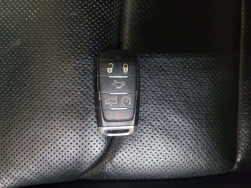 Used 2020 RAM 1500 Limited AWD/4WD image 32