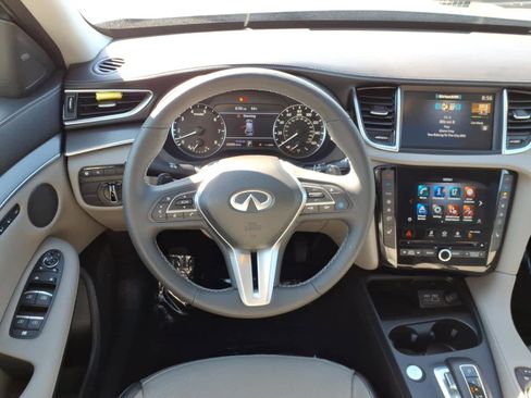 Certified 2023 INFINITI QX50 Luxe AWD/4WD image 14