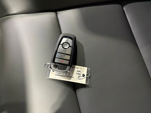 New 2026 Ford Explorer Active w/ Active Comfort Package image 11