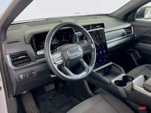 Used 2025 GMC Terrain Elevation image 34