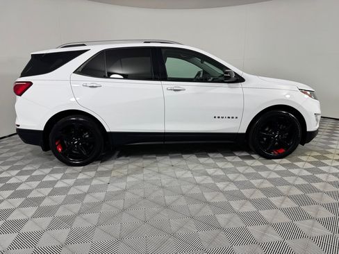 Used 2020 Chevrolet Equinox Premier w/ Premier Redline Edition FWD image 4