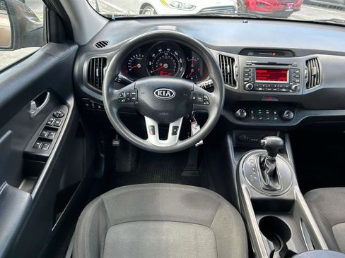 Used 2011 Kia Sportage LX w/ Convenience Pkg image 6