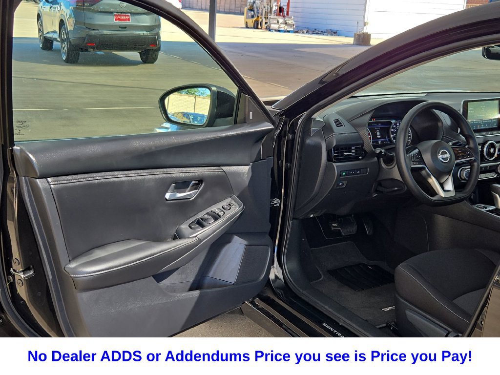 Used 2025 Nissan Sentra SV FWD image 19
