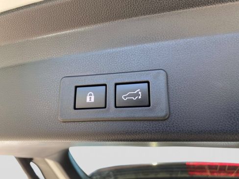 Used 2023 Subaru Ascent Onyx Edition AWD/4WD image 8