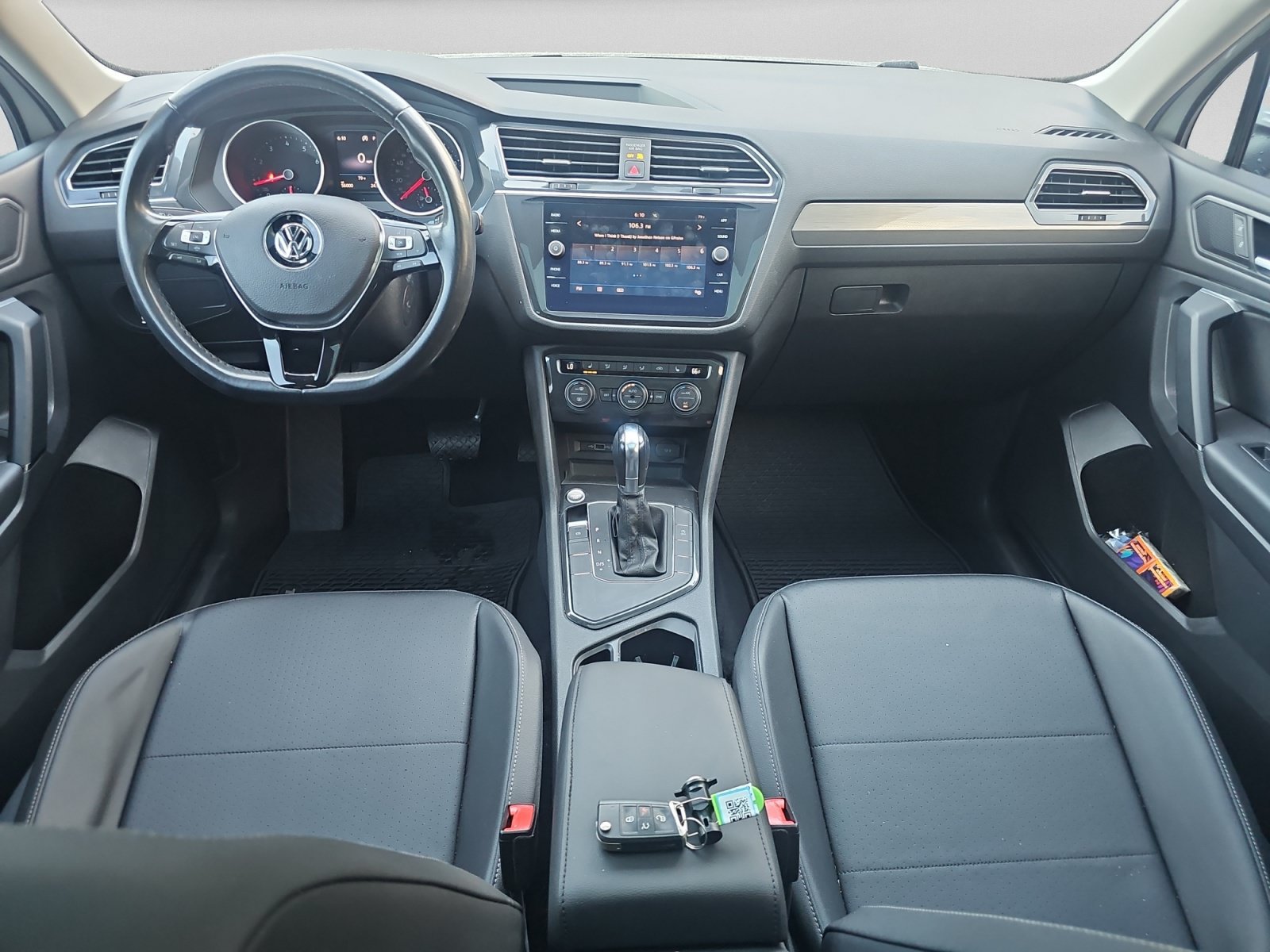Used 2019 Volkswagen Tiguan SE w/ Panoramic Sunroof Package FWD image 15