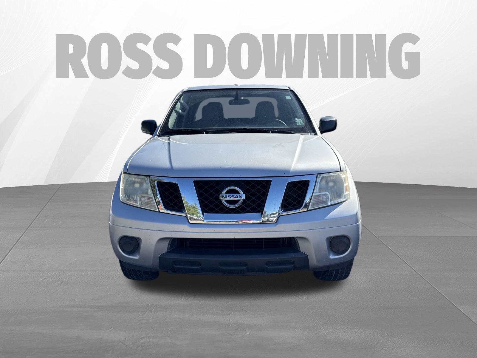 Used 2018 Nissan Frontier SV AWD/4WD image 2