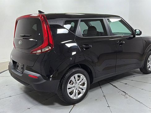 Used 2020 Kia Soul LX image 5