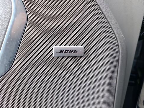 Used 2021 GMC Yukon SLT w/ SLT Luxury Plus Package RWD image 36
