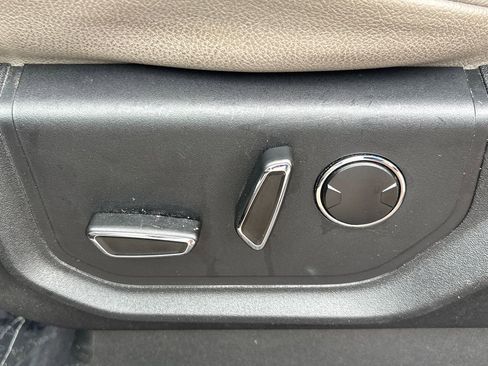Used 2016 Ford F150 XLT w/ Equipment Group 302A Luxury RWD image 10