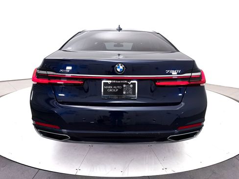 Used 2020 BMW 750i xDrive AWD/4WD image 19