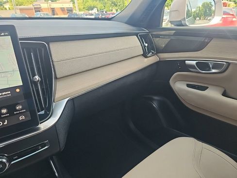 Used 2026 Volvo XC90 B6 Plus AWD/4WD image 21