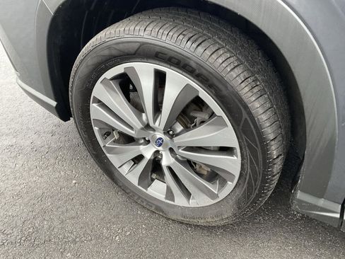 Used 2021 Subaru Ascent Limited AWD/4WD image 9