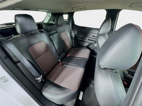 New 2026 Nissan Kicks SR FWD image 25