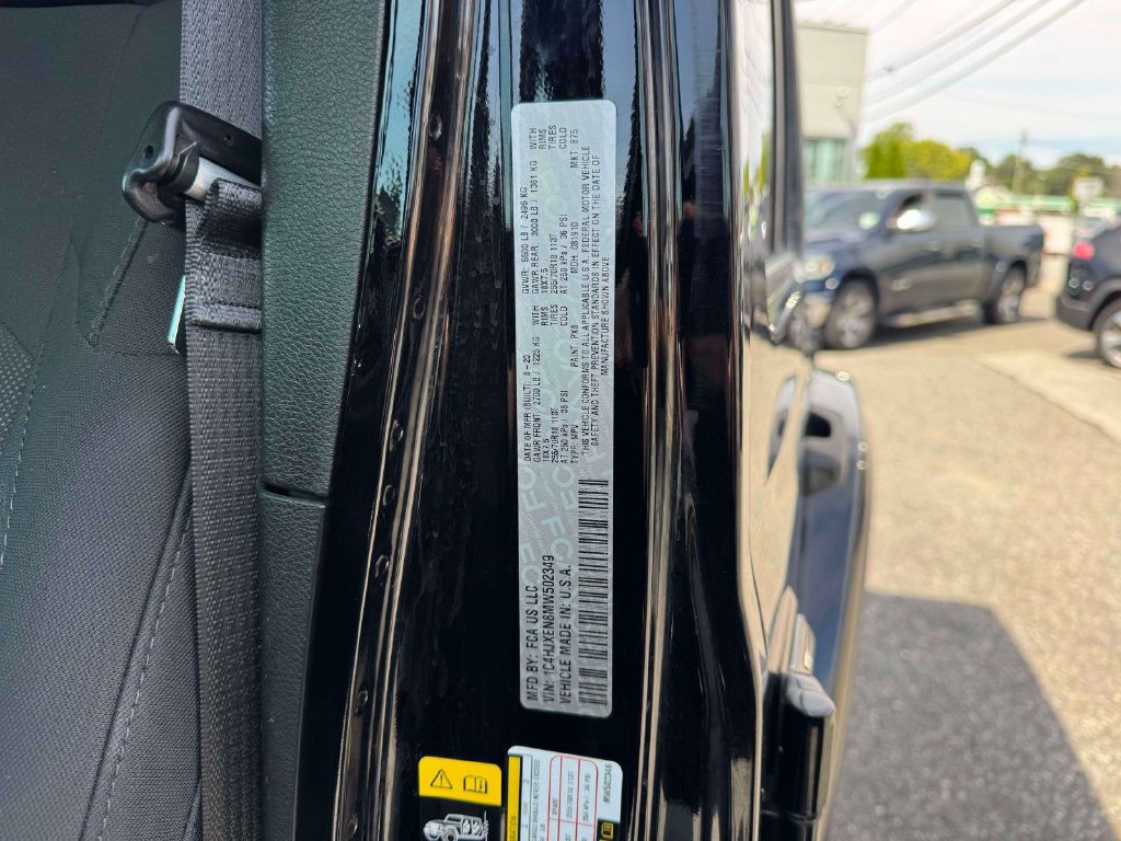 Used 2021 Jeep Wrangler Unlimited Sahara AWD/4WD image 10