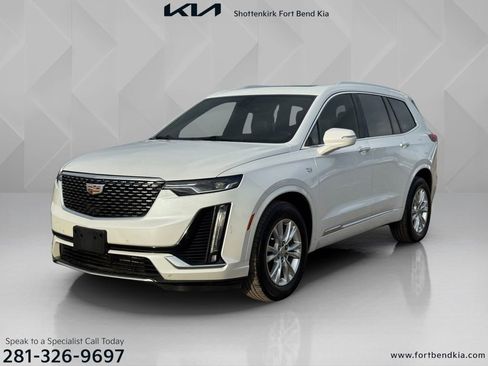 Used 2023 Cadillac XT6 Luxury FWD image 1