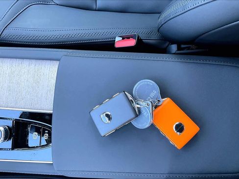 New 2026 Volvo XC90 B5 Plus w/ Protection Package image 35