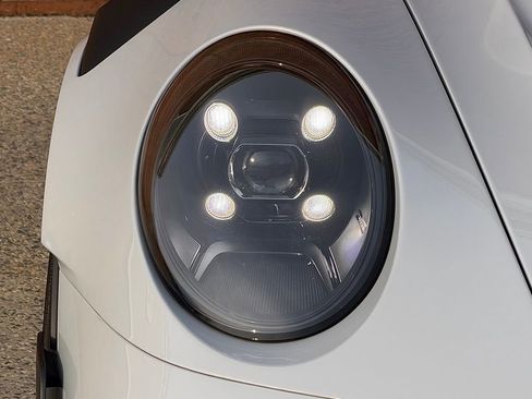 Certified 2025 Porsche 911 GT3 RS image 12