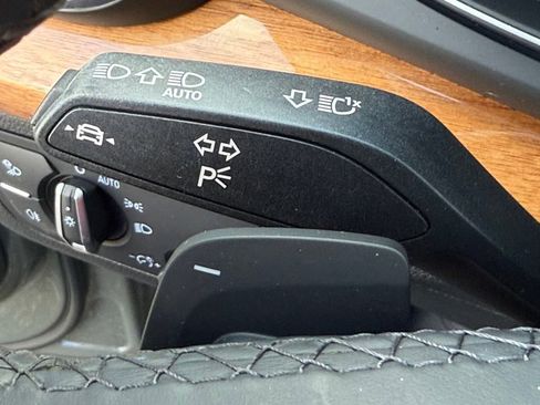 Certified 2023 Audi Q5 2.0T Premium w/ Convenience Package image 18