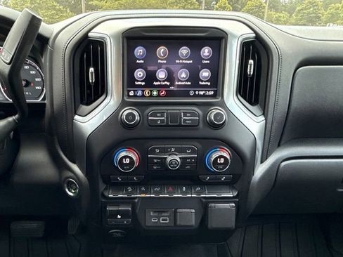 Used 2020 Chevrolet Silverado 1500 LT w/ All-Star Edition AWD/4WD image 18