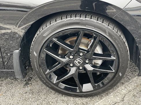 Certified 2025 Honda Civic Sport image 11