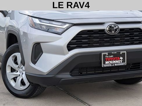 Used 2025 Toyota RAV4 LE AWD/4WD image 3